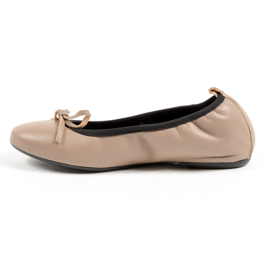 Andrew Charles Womens Soft Ballerina Taupe GWEN