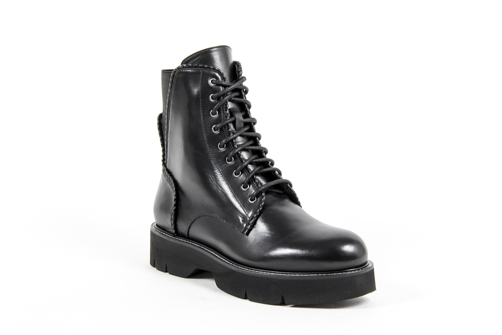 V 1969 Italia Womens Short Boot Black LEON