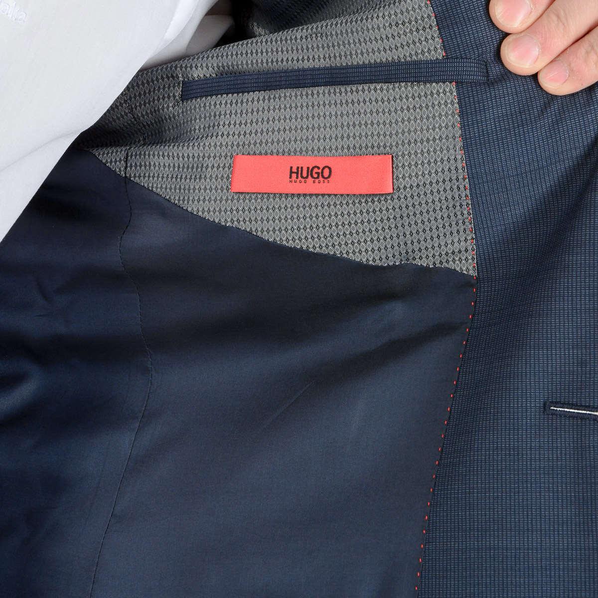 Traje azul de Hugo Boss para hombre: ¡UN GRAN GENIO!
