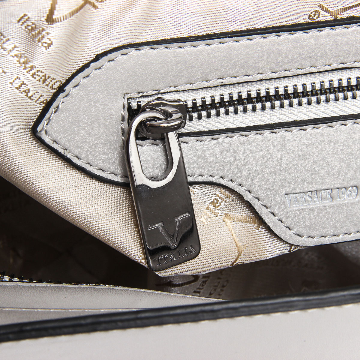 Bolso de mano para mujer V 1969 Italia