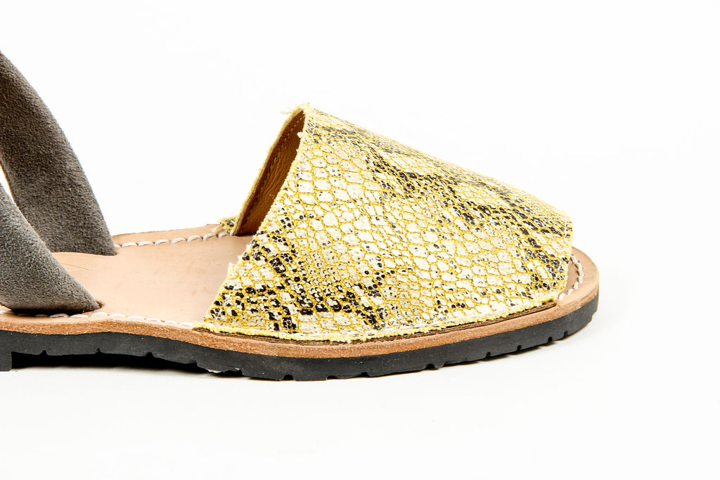 Sandalia plana Del Rio London para mujer, efecto serpiente, algodón, 14SS10902