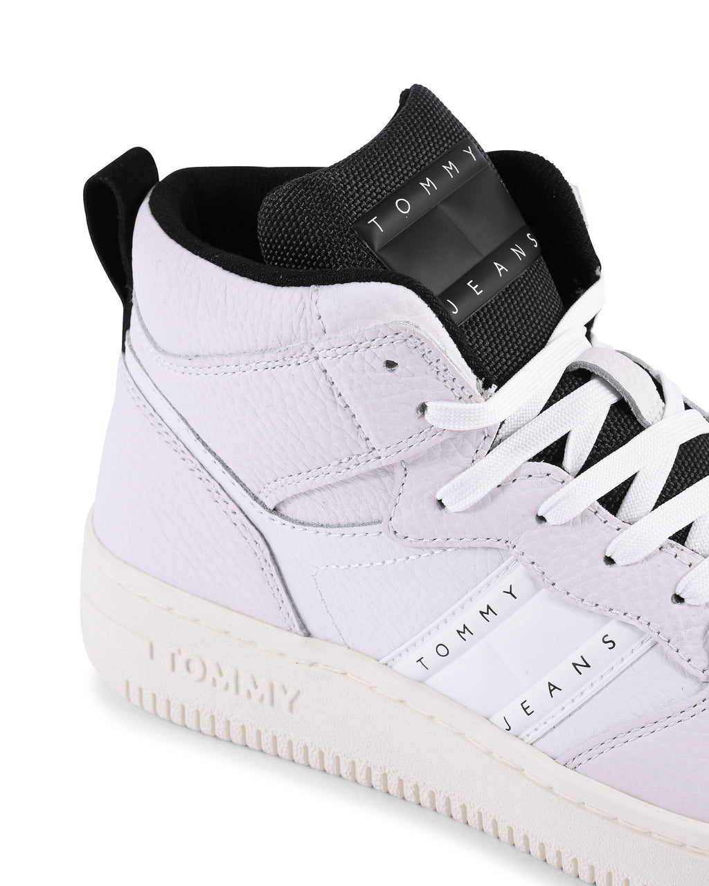 Tommy Hilfiger Womens Sneaker White EN0EN02398YBL