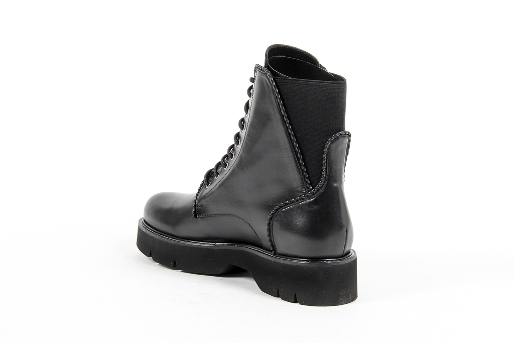 V 1969 Italia Womens Short Boot Black LEON