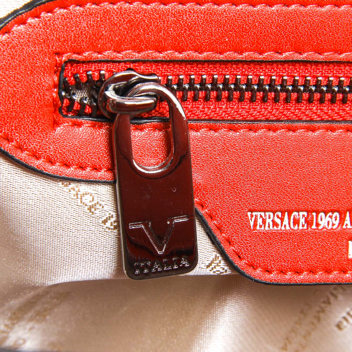 Bolso de mano para mujer V 1969 Italia