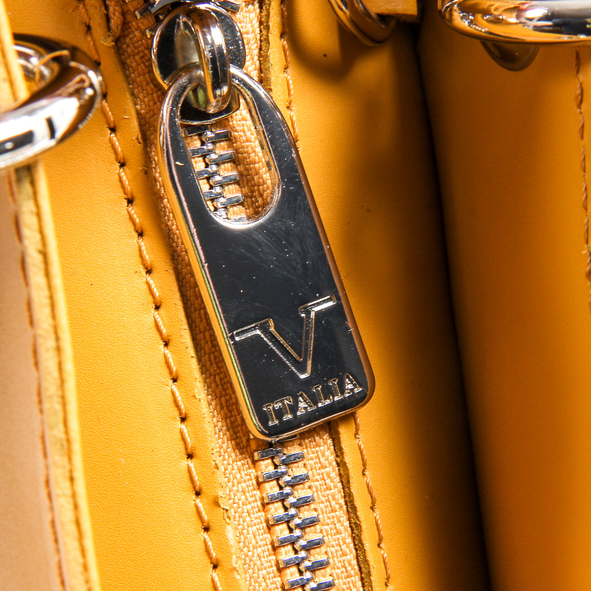 Bolso de mano para mujer V 1969 Italia V004-S RUGA SENAPE