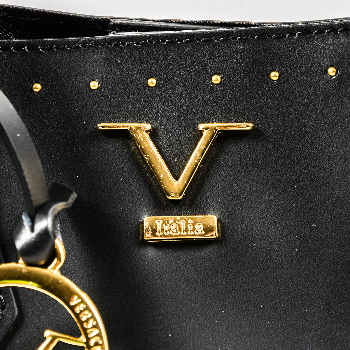 V 1969 Italia Womens Handbag Black CRETA