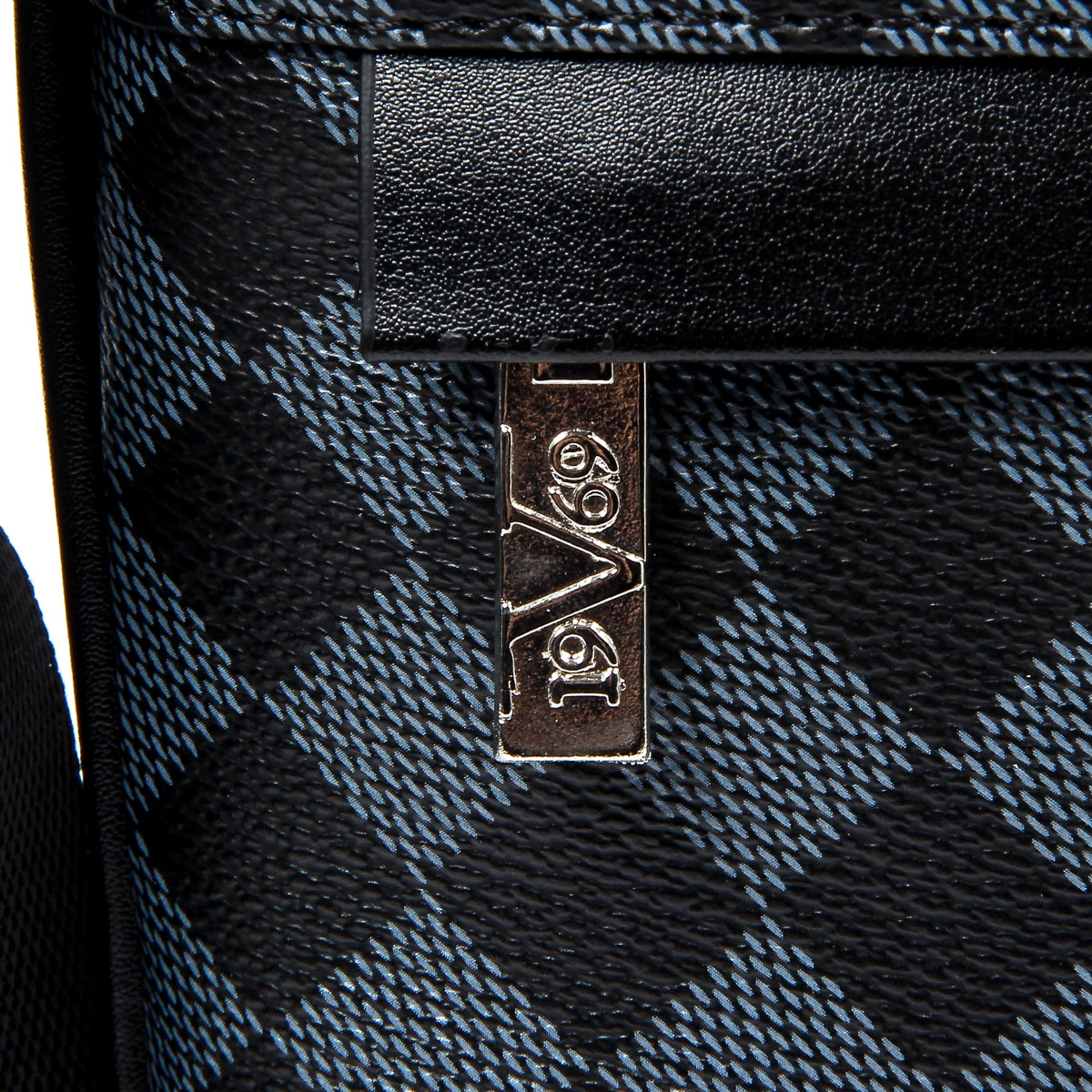 V 1969 Italia Mens Shoulder Bag