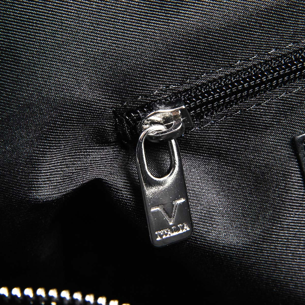 Bolso de mano para mujer V 1969 Italia V009-S RUGA NERO