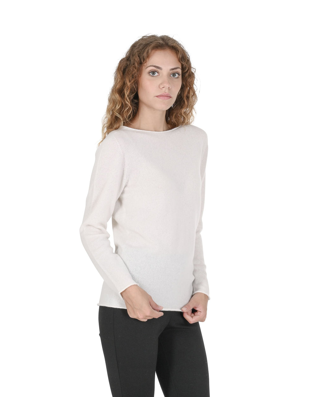Suéter de cuello barco para mujer de cachemira Crown of Edinburgh COE 0025 CREMA
