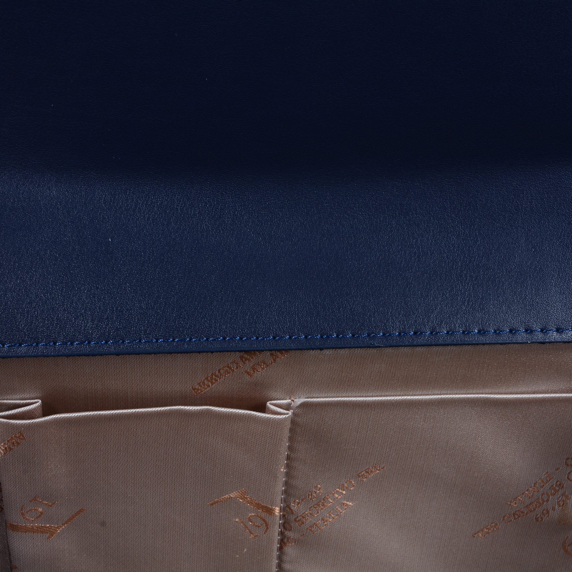 V 1969 Italia Womens Handbag Dark Blue KYOTO