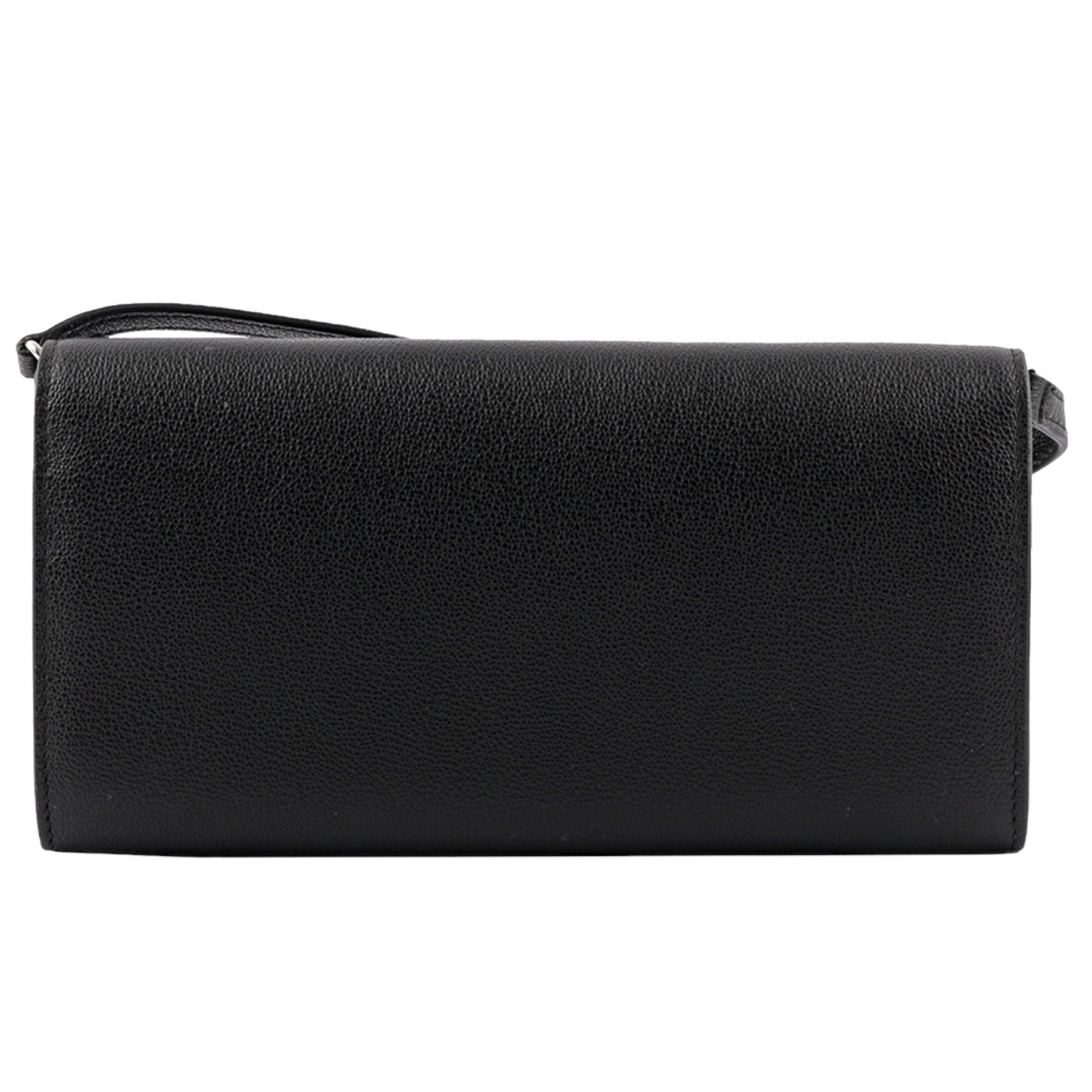 Bolso bandolera de piel Henley de Burberry, color negro