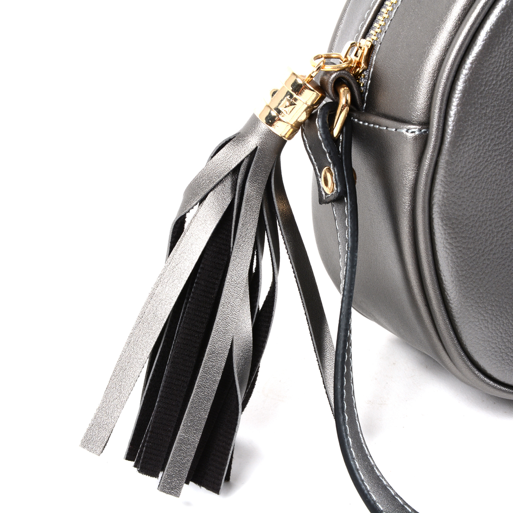 V 1969 Italia Womens Handbag Silver MALTA