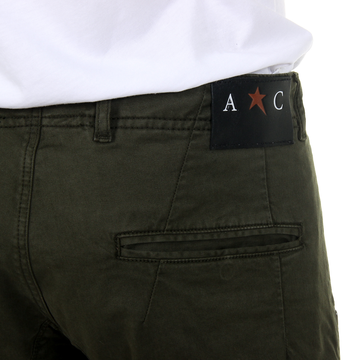Pantalones cortos Andrew Charles para hombre verde JAKO
