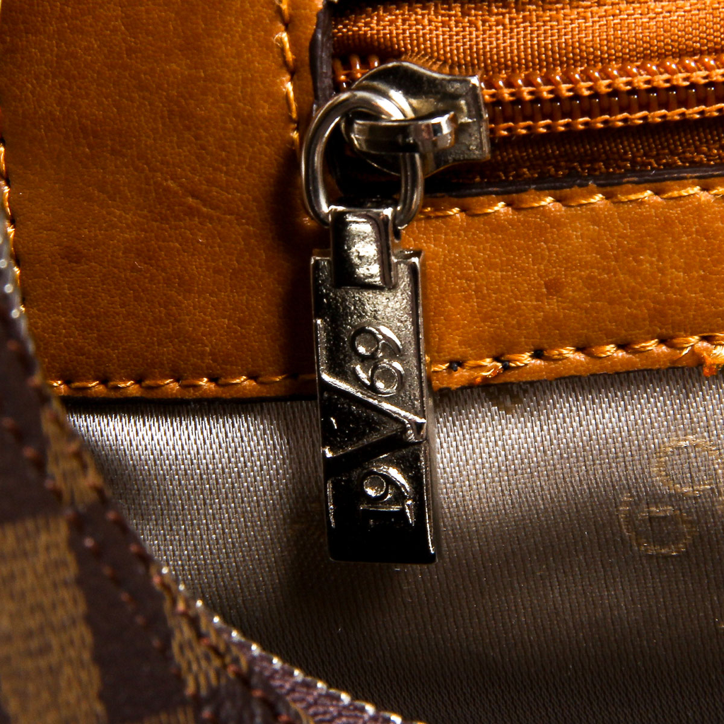 Bolso deportivo para hombre V 1969 Italia