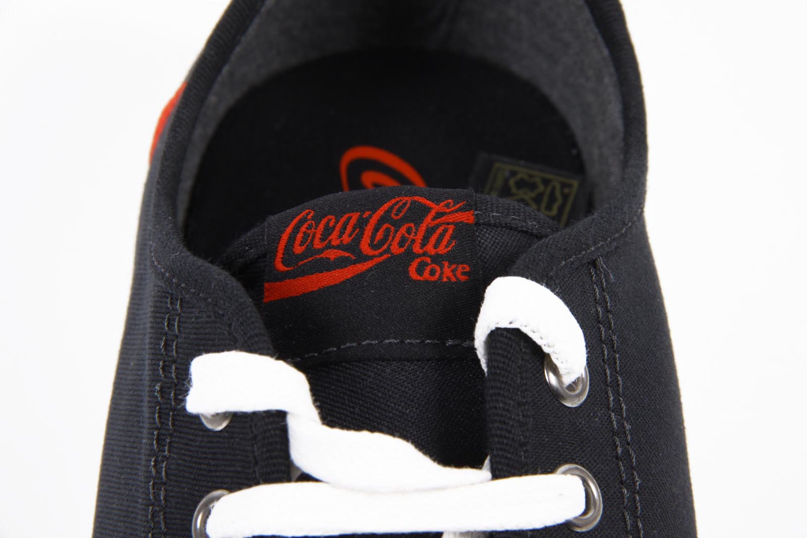 Zapatillas Coca Cola para hombre CCA0719 TALKER BLACK