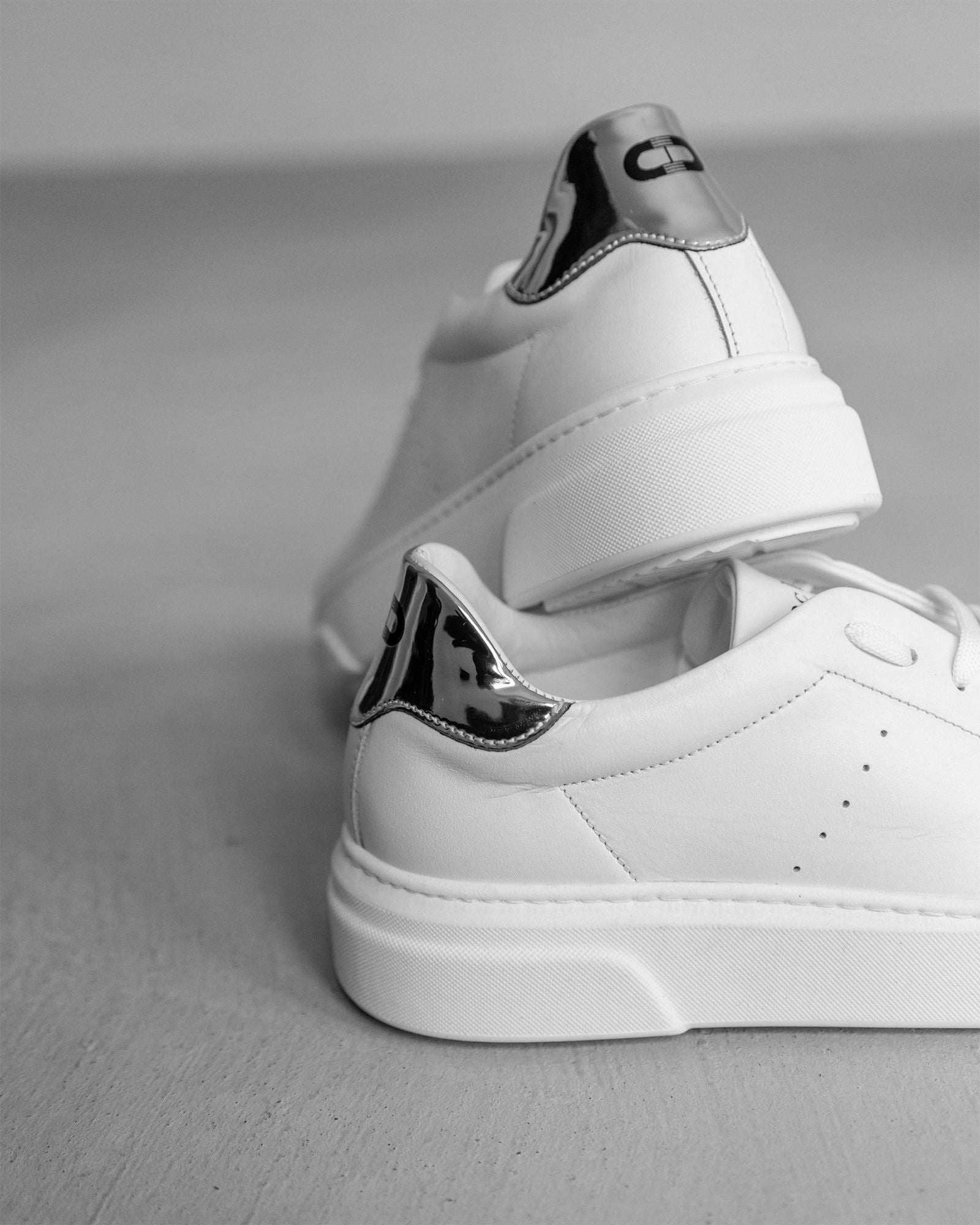 Zapatillas Runaround blancas/plateadas