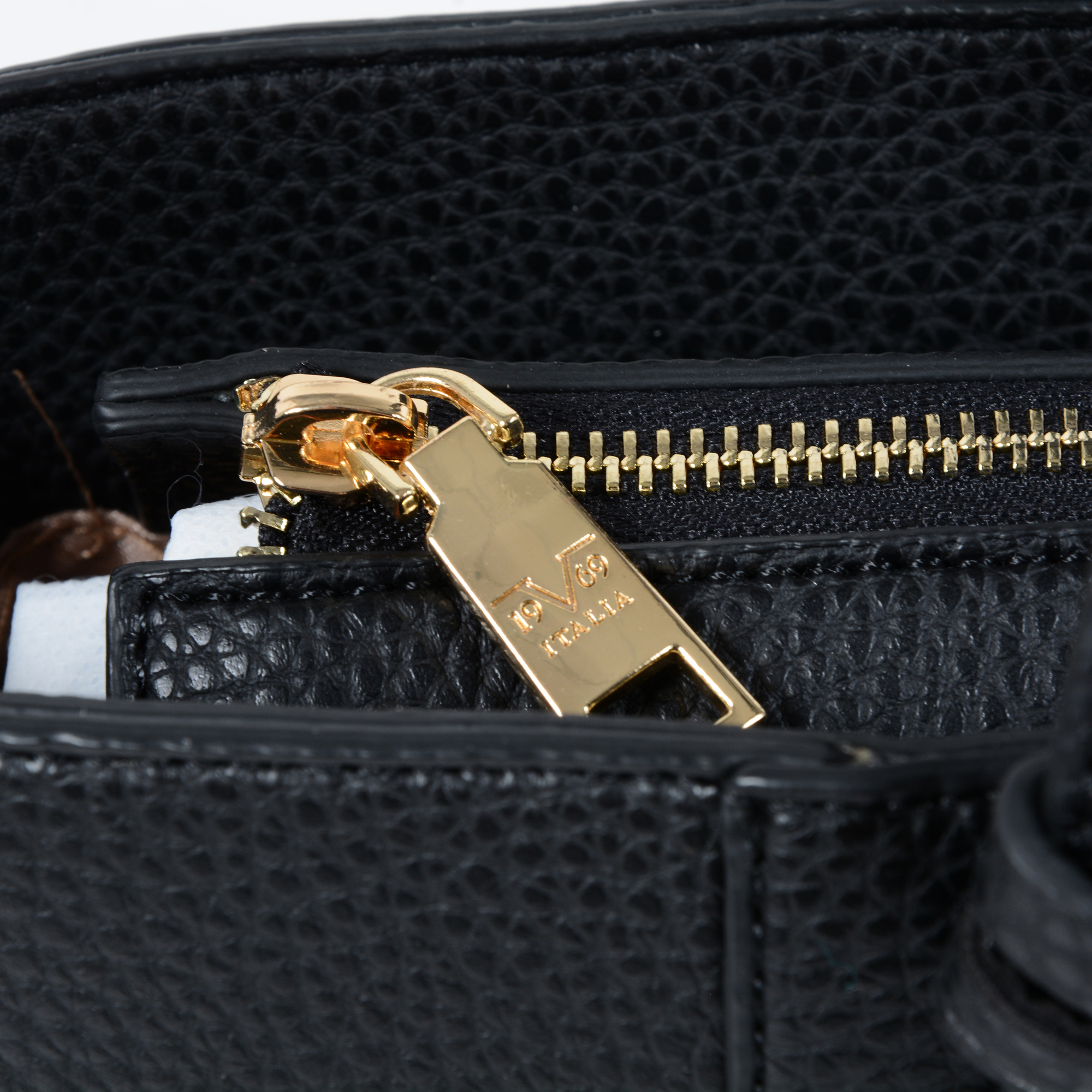 V 1969 Italia Womens Handbag Black KIEV