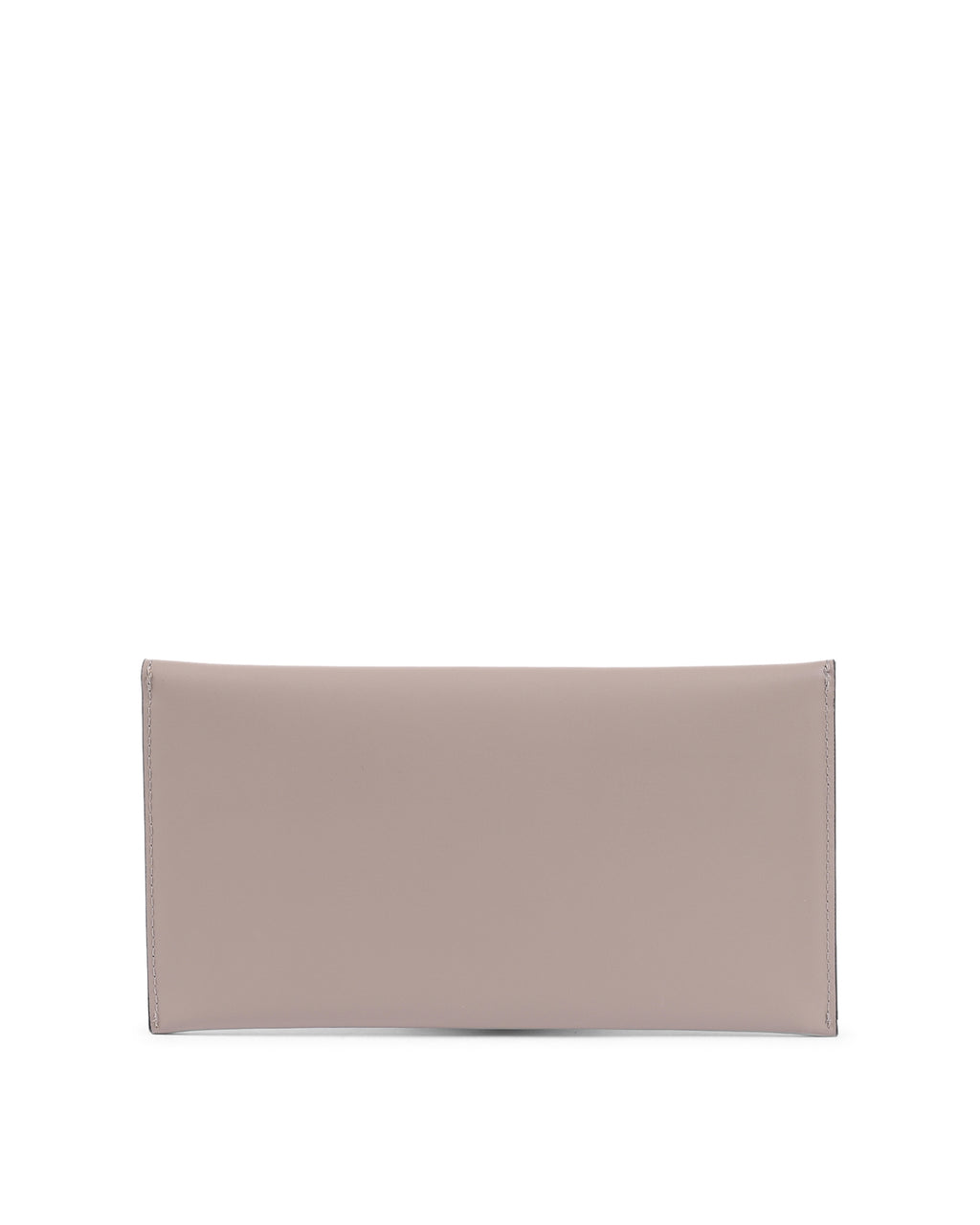 Clutch tipo sobre de piel color piel