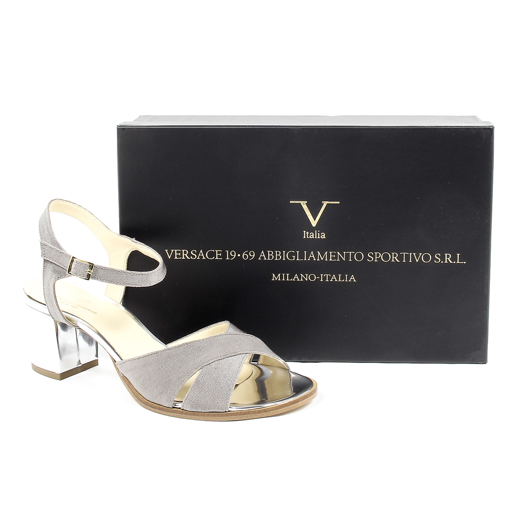 V 1969 Italia Sandalia con tira al tobillo para mujer en color topo VERA