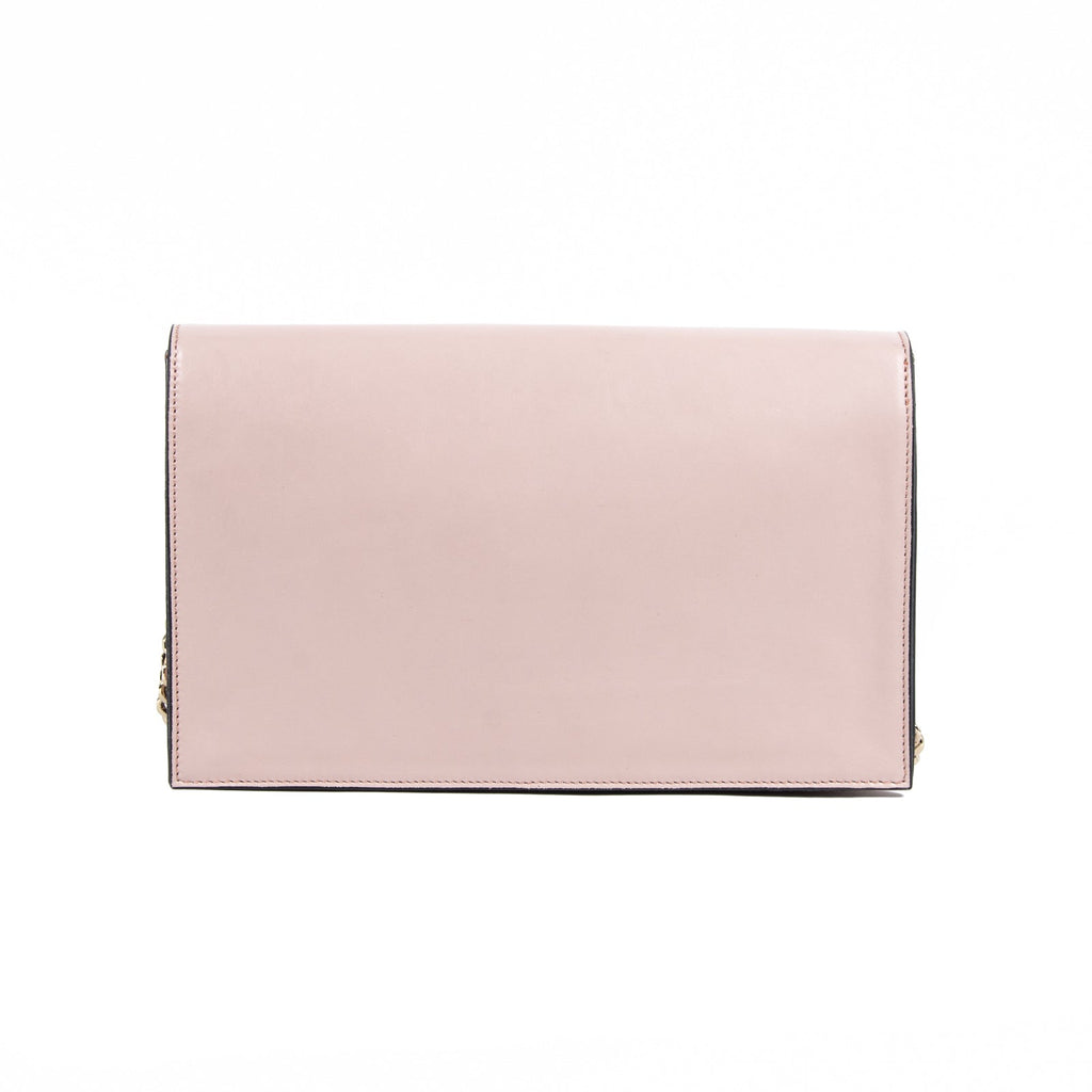 Bolso con solapa Kara