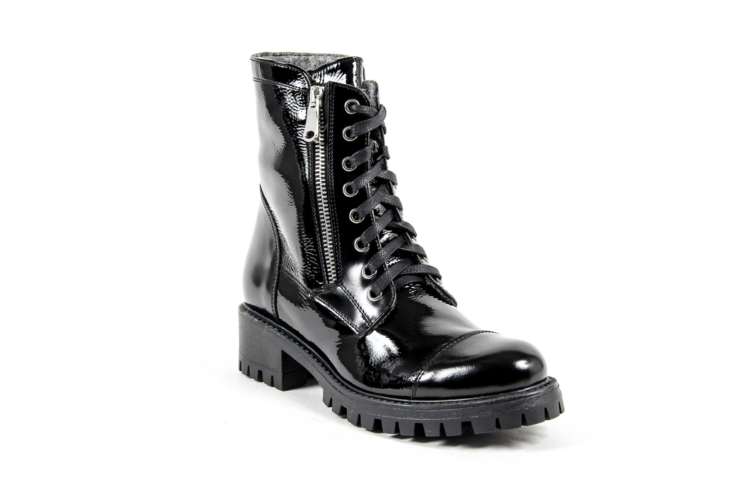 V 1969 Italia Womens Short Boot Black STONE