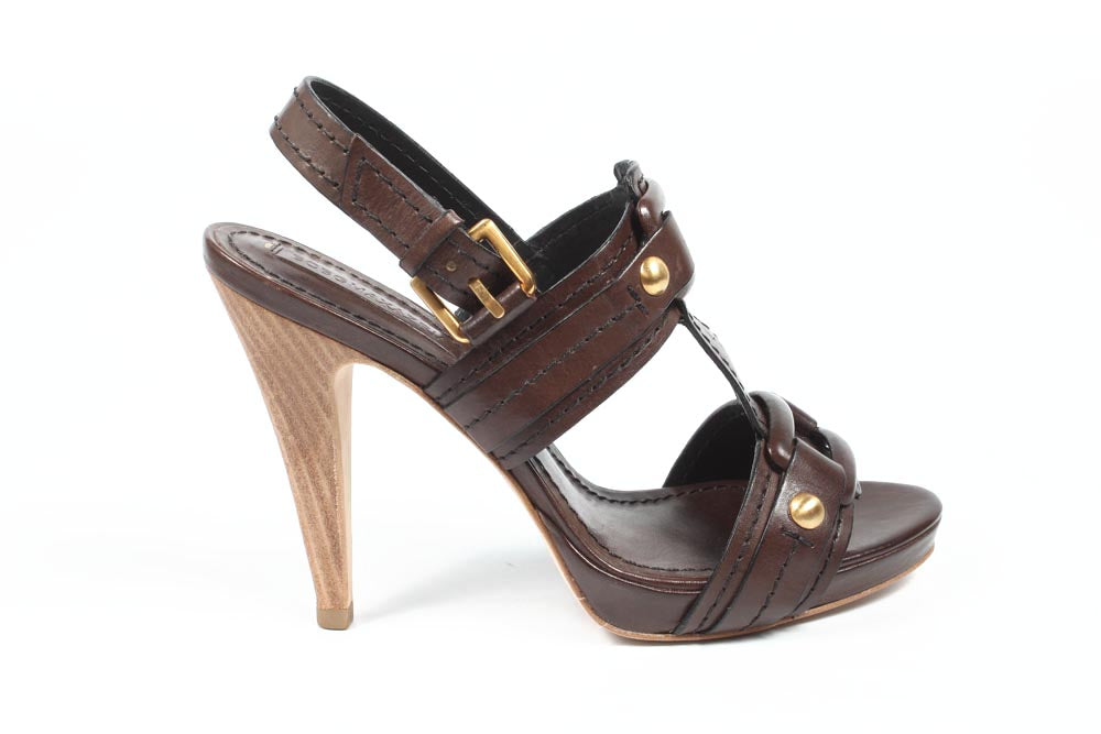 Sandalia de mujer Max Azria MA-LASSIE MARRÓN