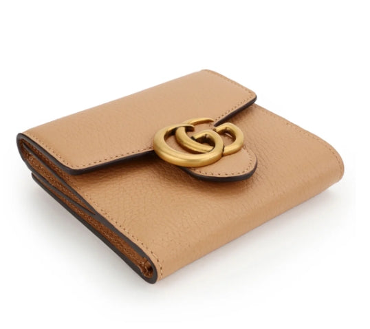 Cartera de cuero con el logotipo de GG