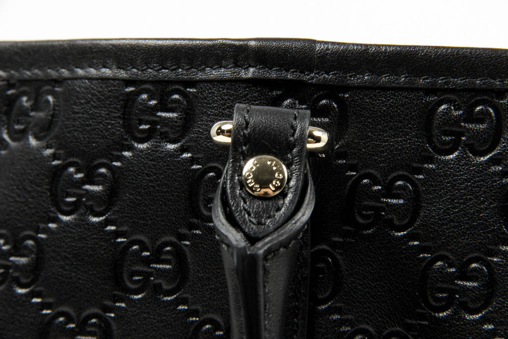 Bolso tote Gucci para mujer de piel negra Guccissima con logotipo GG