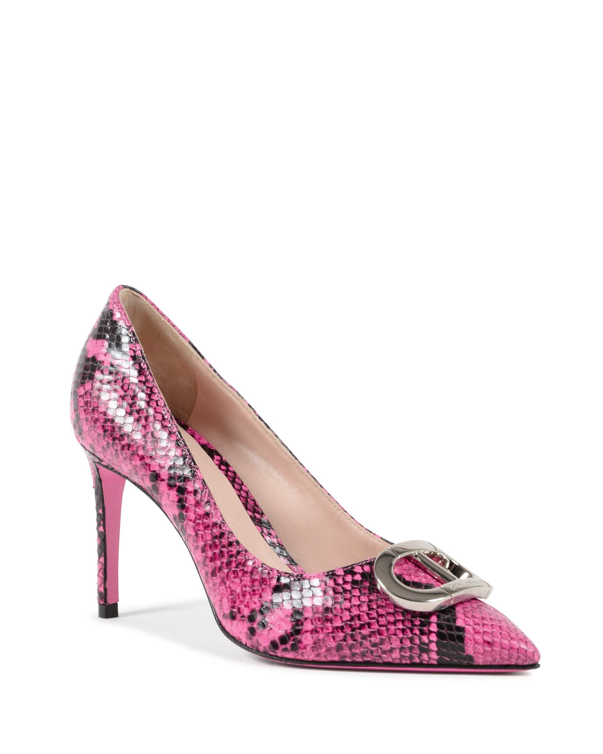 Zapatos de salón fucsia con logotipo para fiesta de oficina