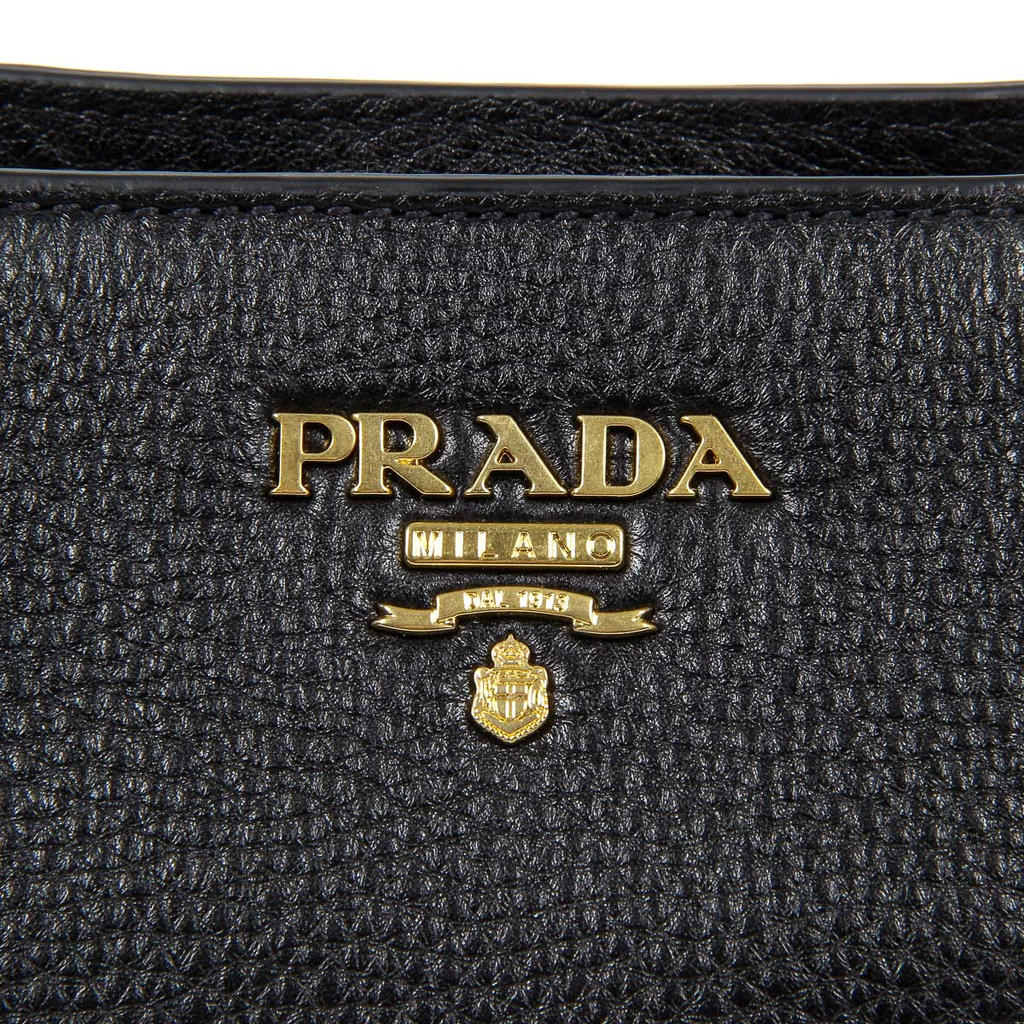 Bolso de mano Prada para mujer 1BG113 UWL F0002 NERO VIT DAINO