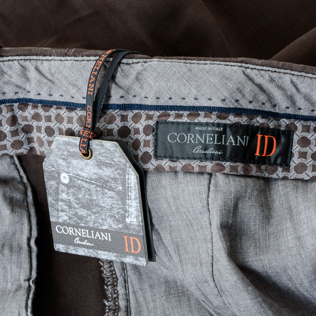Pantalones Corneliani para hombre color marrón