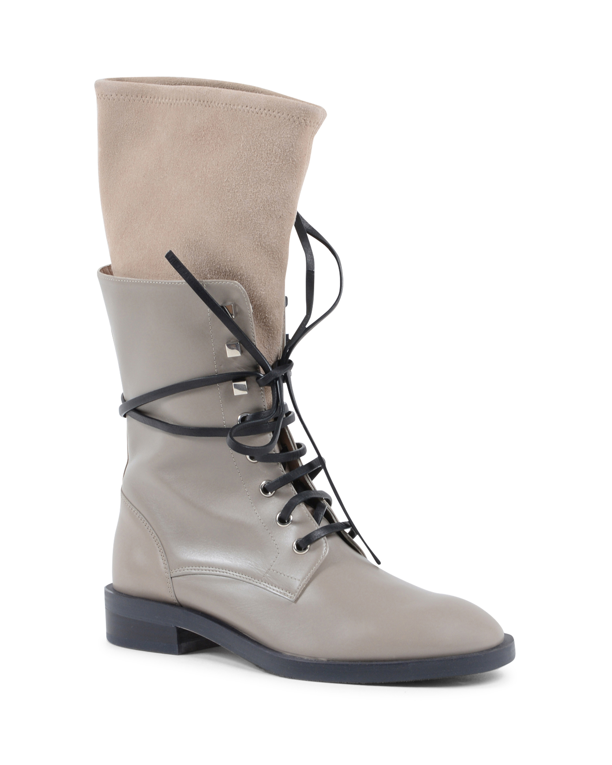 Stuart Weitzman - Bota corta para mujer color topo VIOLETA
