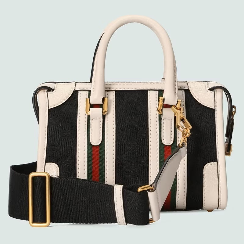 Bolso de hombro Gucci GG Monogram y piel en blanco y negro