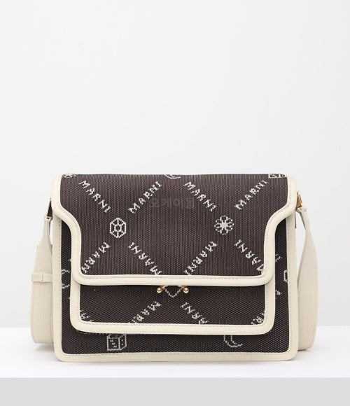 Bolso de hombro de tela Monogram de Marni en marrón