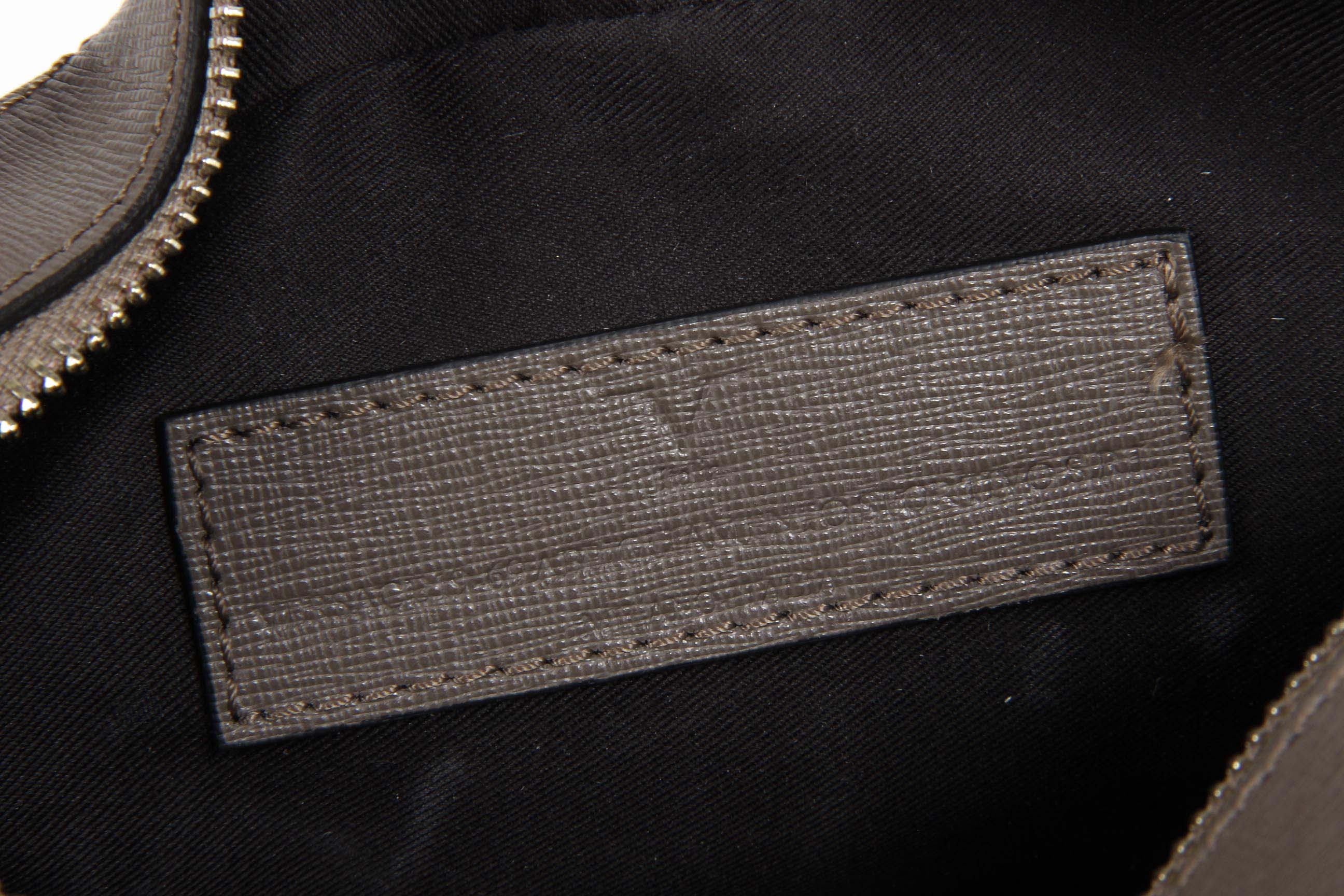 Bolso de mano para mujer V 1969 Italia V001 SAFFIANO TAUPE