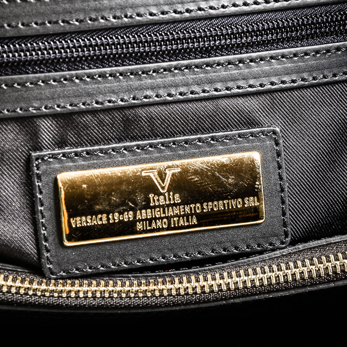V 1969 Italia Womens Handbag Black CRETA