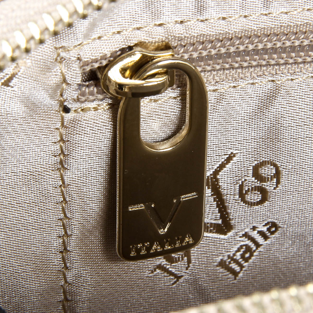 Bolso de mano para mujer V 1969 Italia