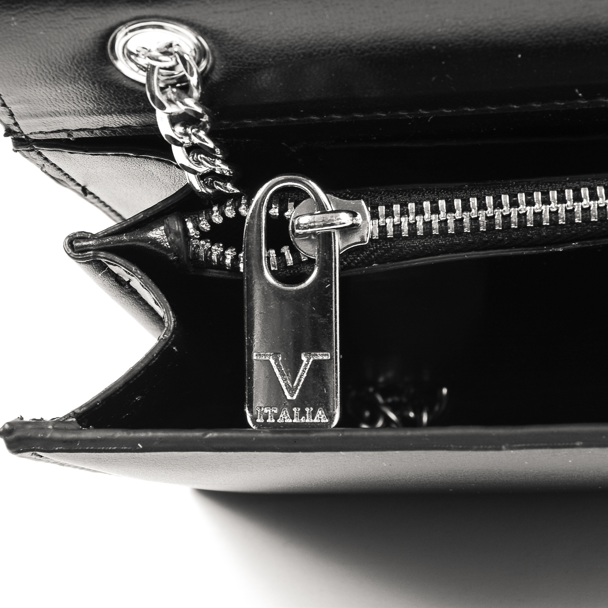 V 1969 Italia Womens Handbag Black BOLLA