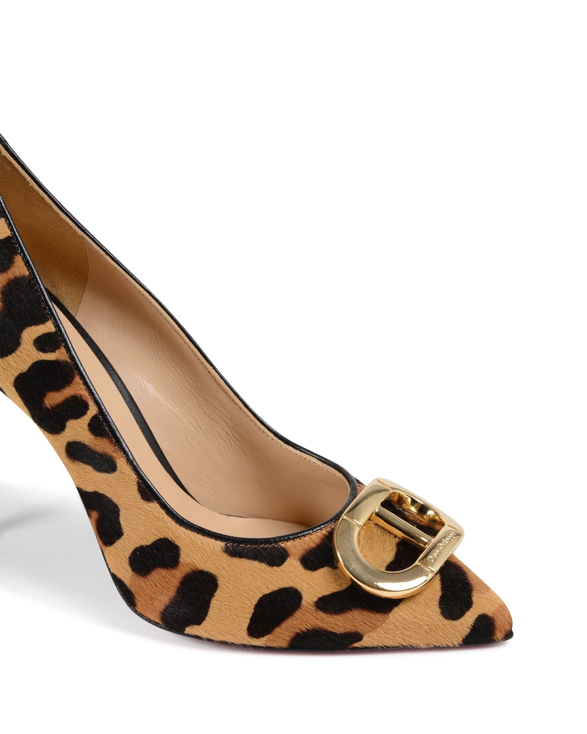 Bomba de hada con logotipo de leopardo