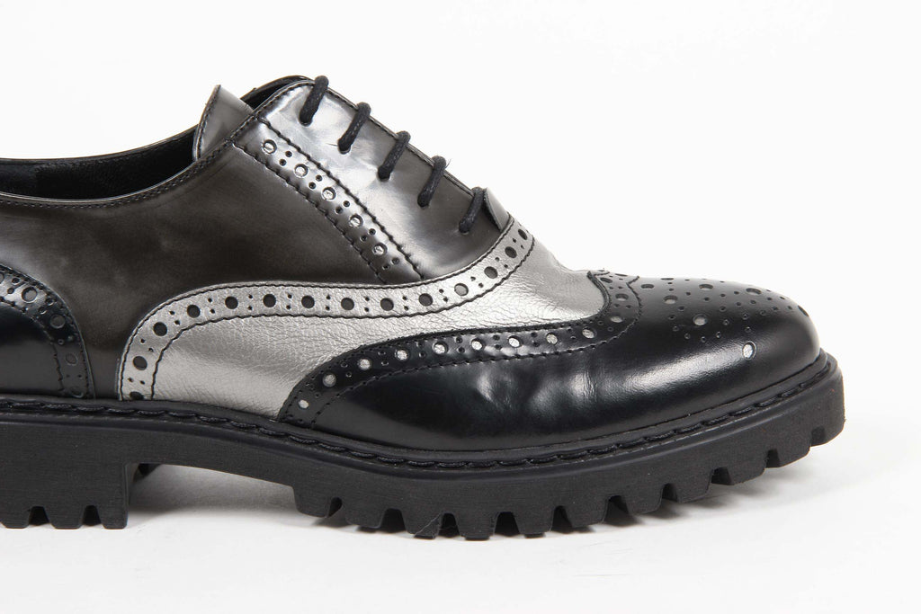 V 1969 Italia Zapato Oxford para mujer 5135 ABRASIVATO NERO