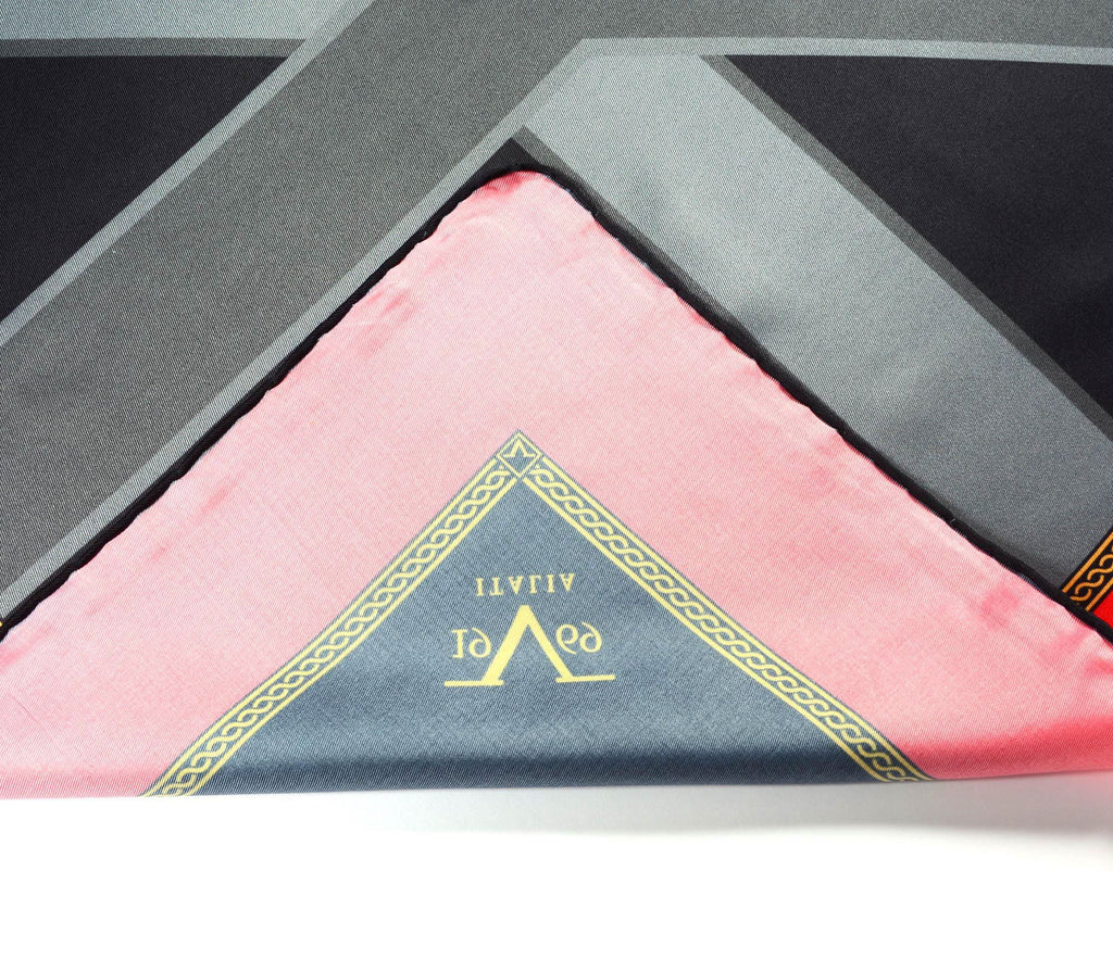 V 1969 Italia Womens Foulard Multicolor SERA