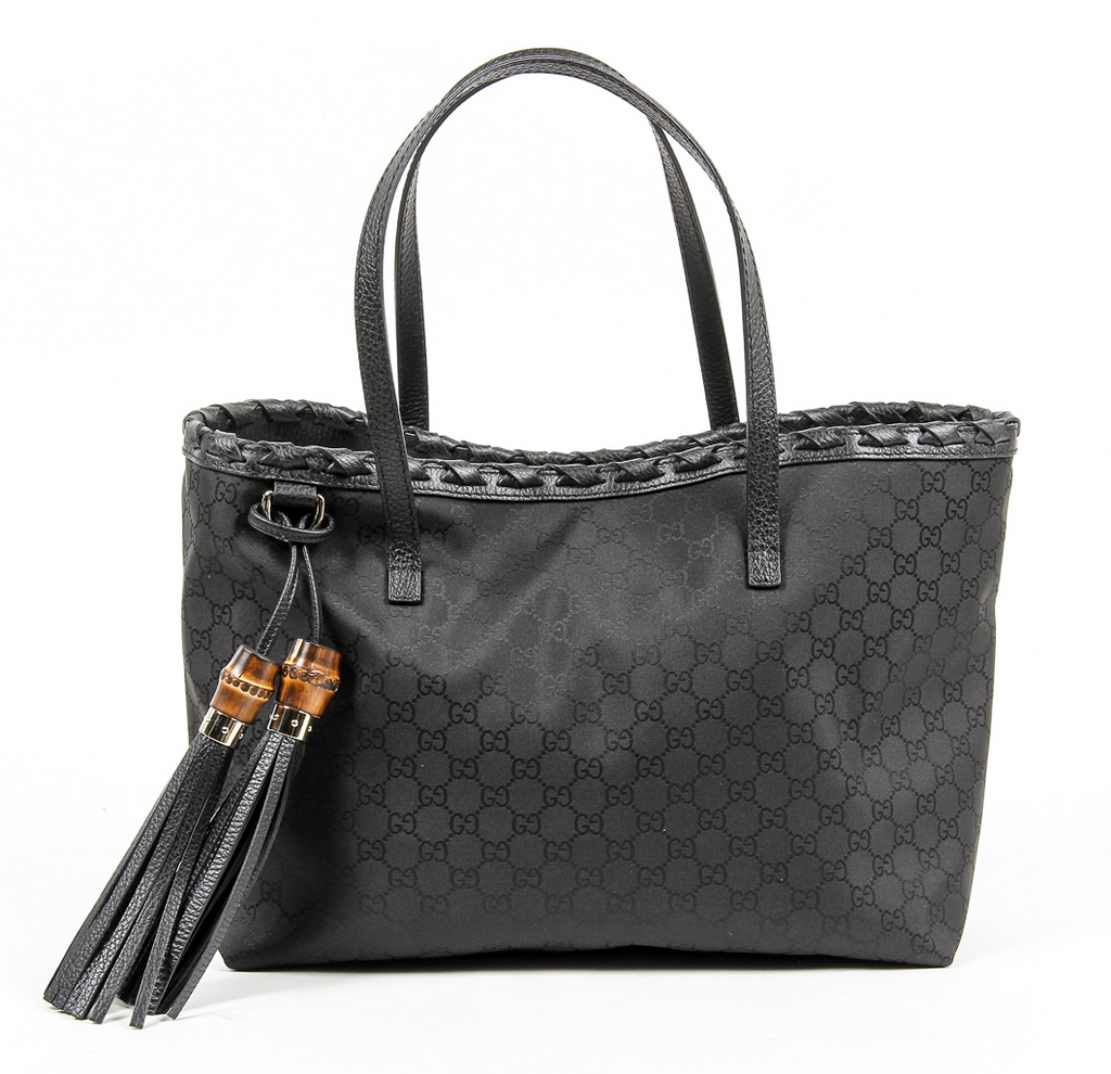 Bolso de mano Gucci para mujer de piel granulada negra con borlas de bambú