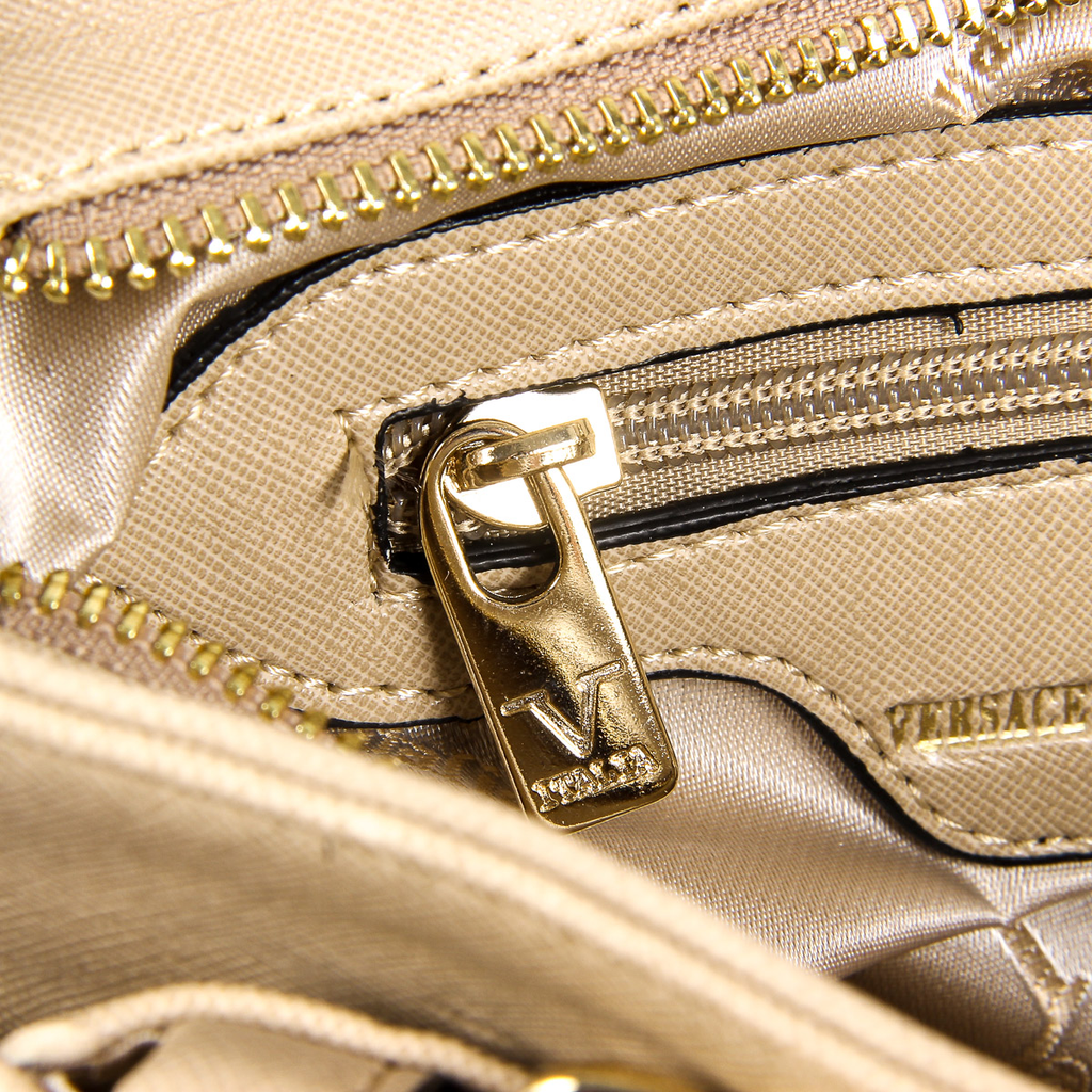 V 1969 Italia Womens Shoulder Bag Beige MONICA