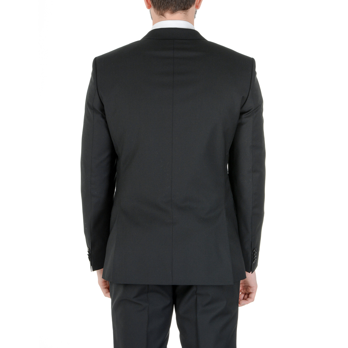 Traje negro para hombre de Hugo Boss: ¡UNA GRAN GENIO!