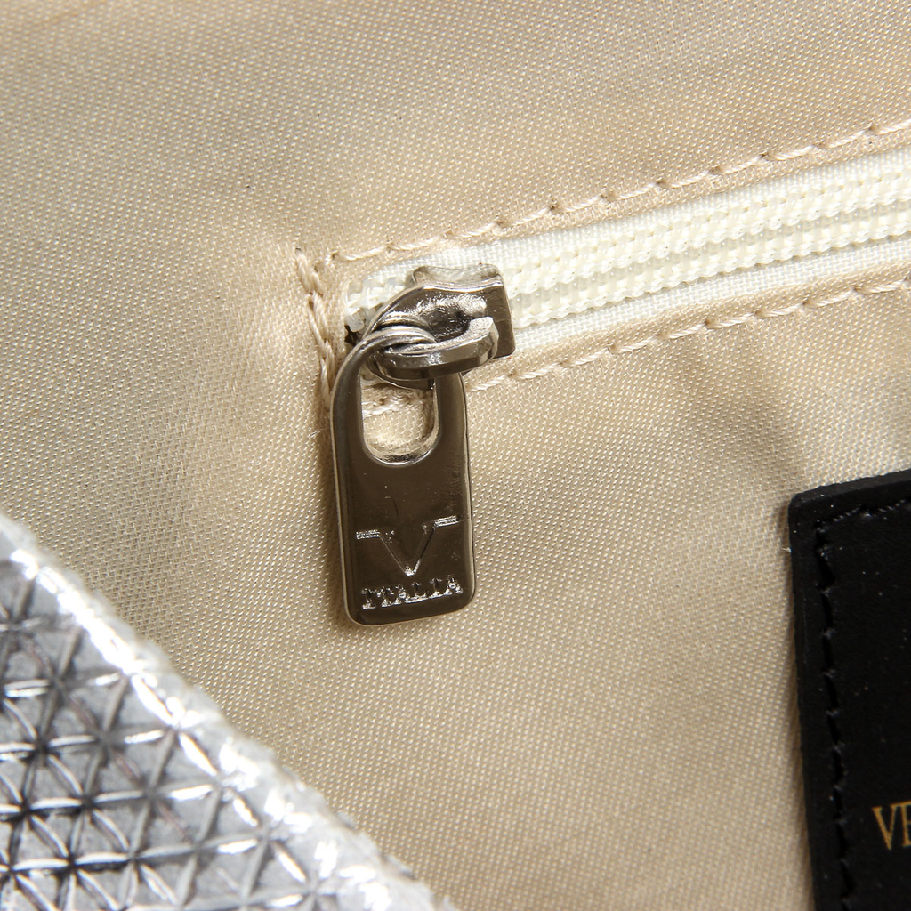 Bolso de mano para mujer V 1969 Italia