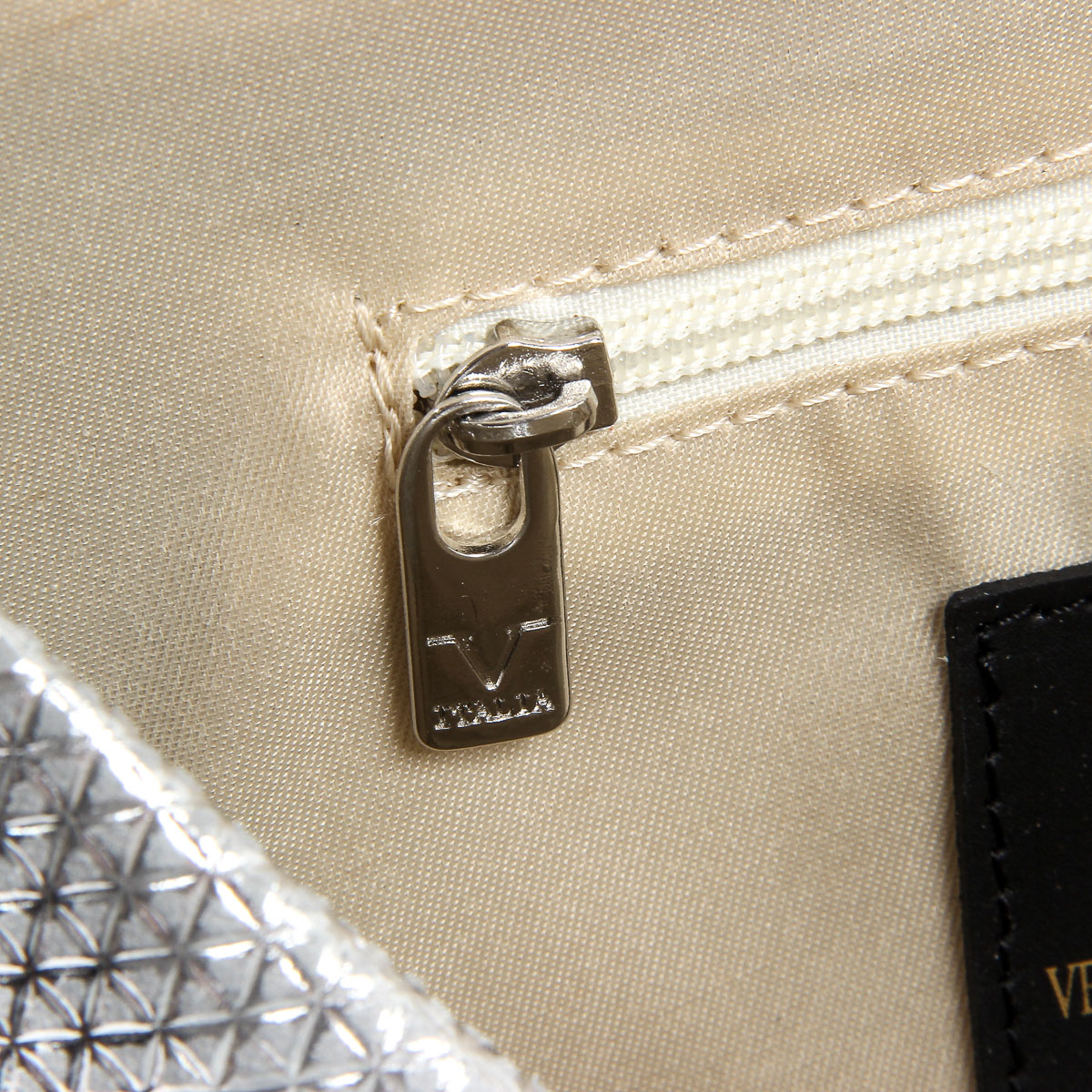 Bolso de mano para mujer V 1969 Italia