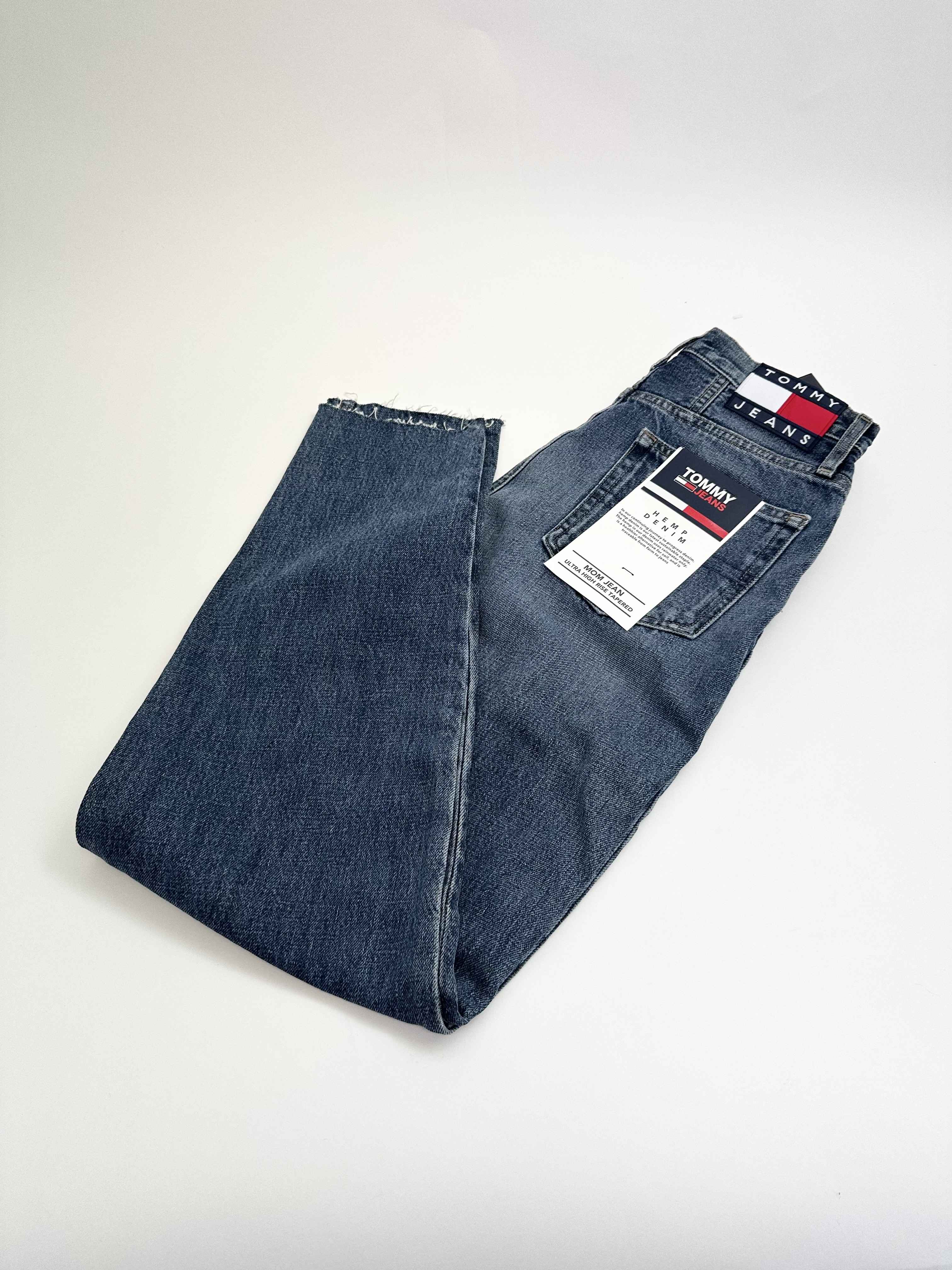 Tommy Hilfiger Womens Jeans XF0XF006331BK