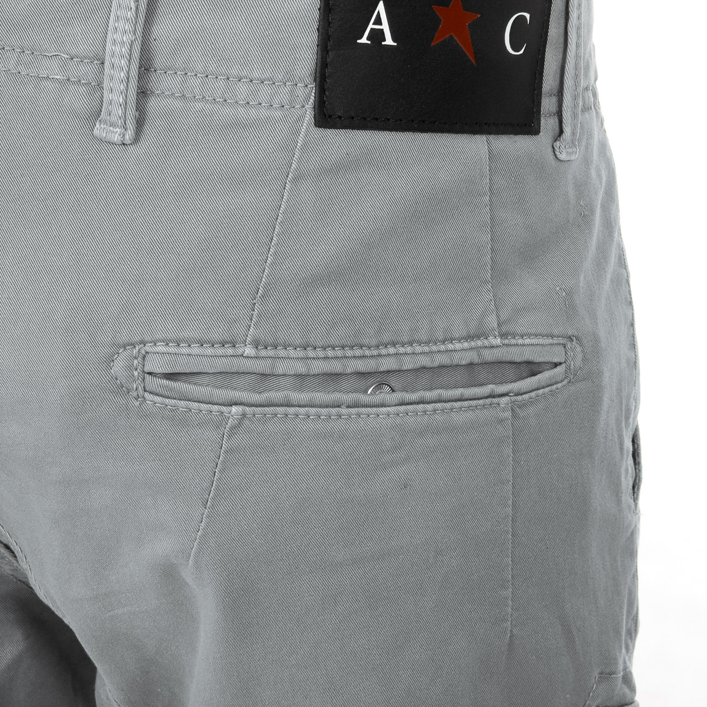 Pantalones cortos Andrew Charles para hombre gris claro JAKO