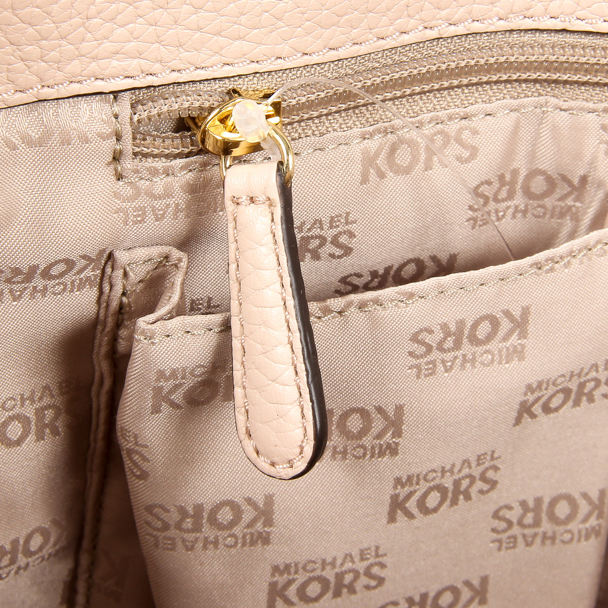 Michael Kors Womens Handbag VANNA 35T7GV3S3L BALLET
