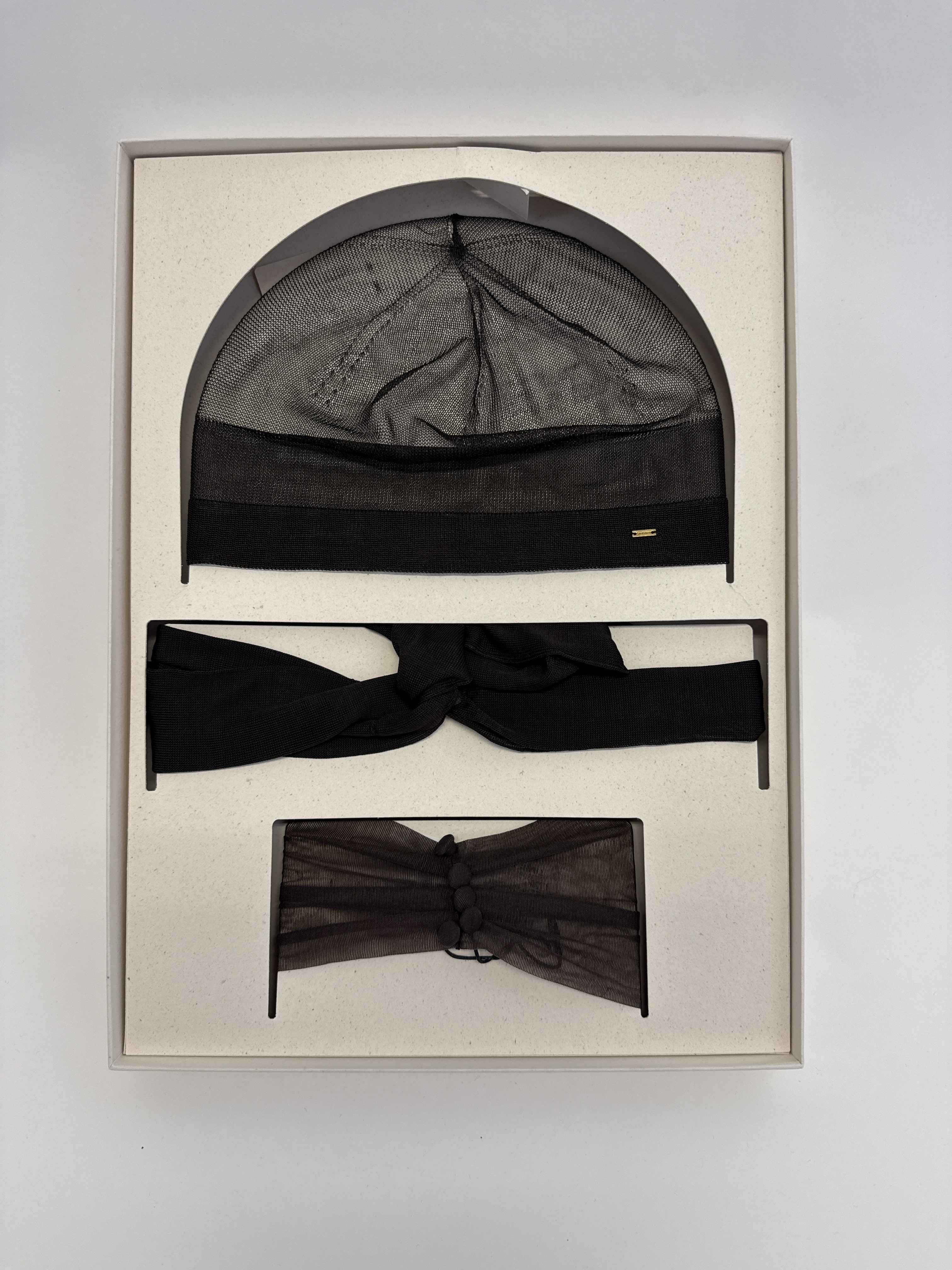 Conjunto de sombrero y diadema para mujer de Saint Laurent 8299583YR33 2100